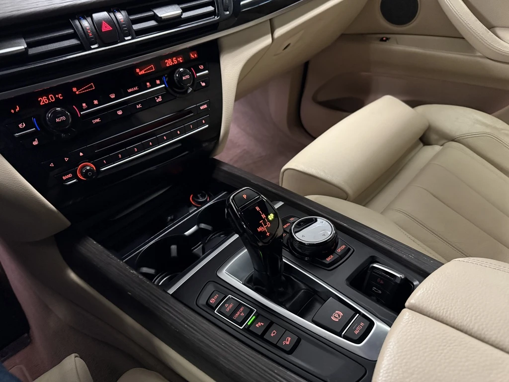 BMW X5 xDrive35i* M-SPORT* 7 SEATER* Без инциденти - изображение 10