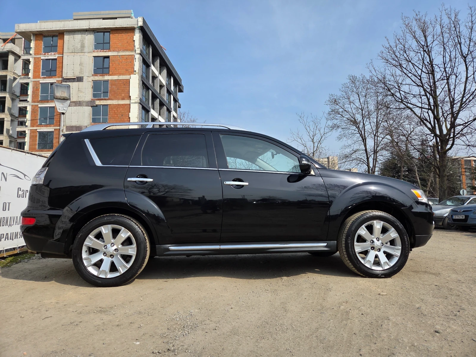 Mitsubishi Outlander 2.2D 4x4-AUT0-7МЕСТЕН - изображение 7