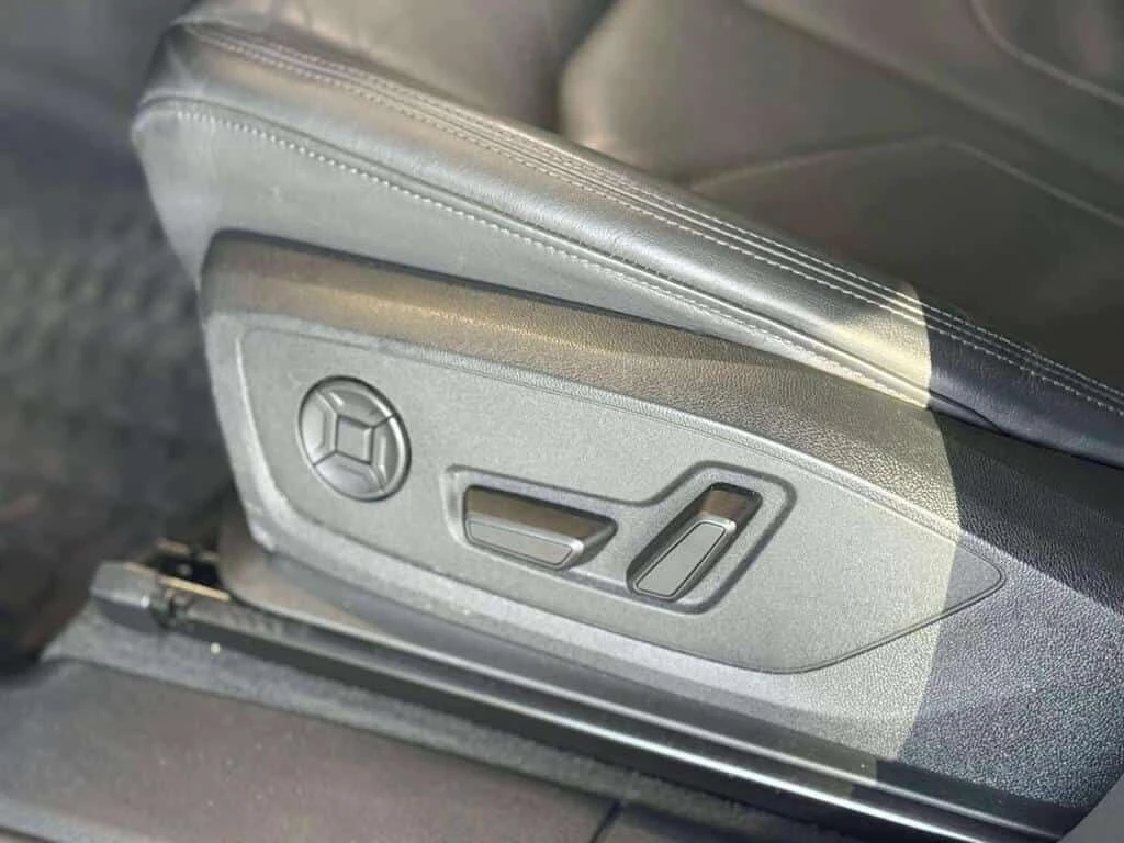 Audi Q3 * Progressiv 45 TFSI quattro * CARFAX * ЦЕНА ДО БГ, снимка 4 - Автомобили и джипове - 53883750