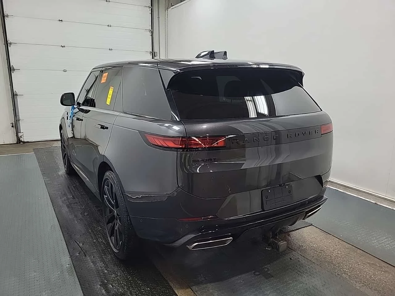 Land Rover Range Rover Sport * DYNAMIC SE * CARFAX * ПАНОРАМА * 2 КЛЮЧА * , снимка 4 - Автомобили и джипове - 54068929