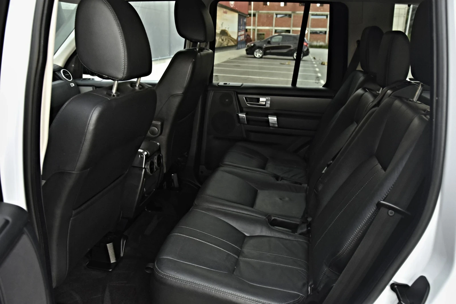 Land Rover Discovery Discovery IV, снимка 14 - Автомобили и джипове - 54561176