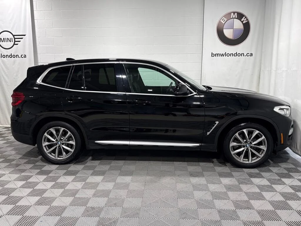 BMW X3 30i xDrive* ПОДГРЕВ* КАМЕРА* ПАМЕТ* КРАЙНА ЦЕНА* , снимка 2 - Автомобили и джипове - 55434190