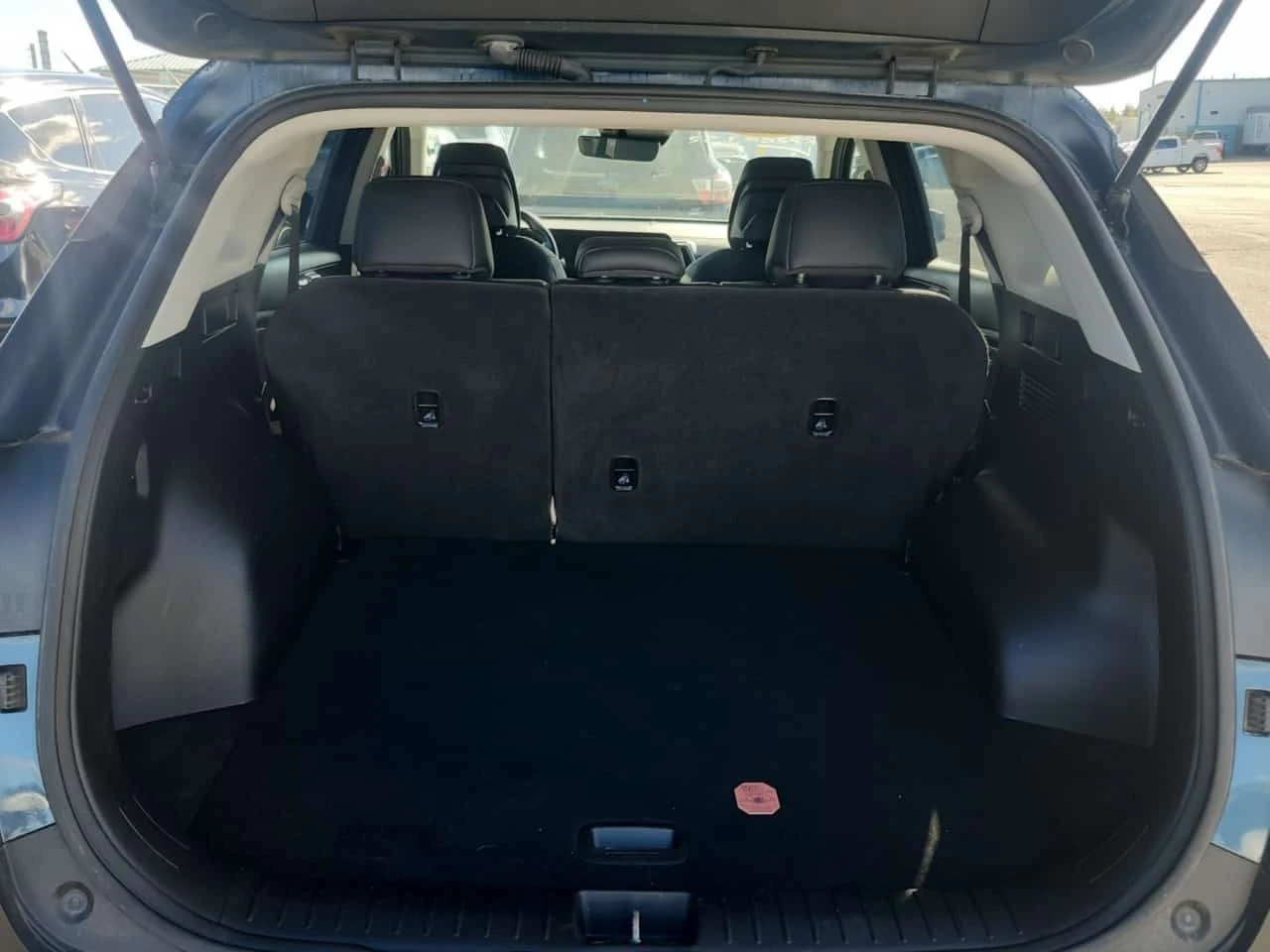 Kia Sportage Awd Ex| PANO| ПОДГРЕВИ| ДИСТРОНИК| , снимка 14 - Автомобили и джипове - 56163179