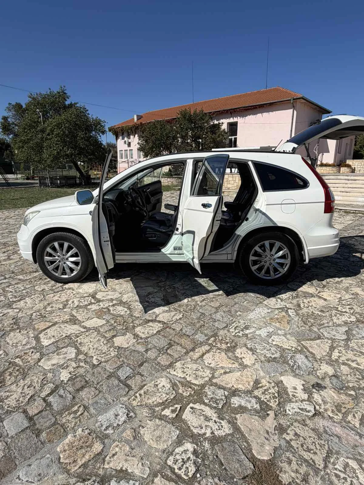 Honda Cr-v 2.2TDI EXECUTIVE, снимка 3 - Автомобили и джипове - 56447167