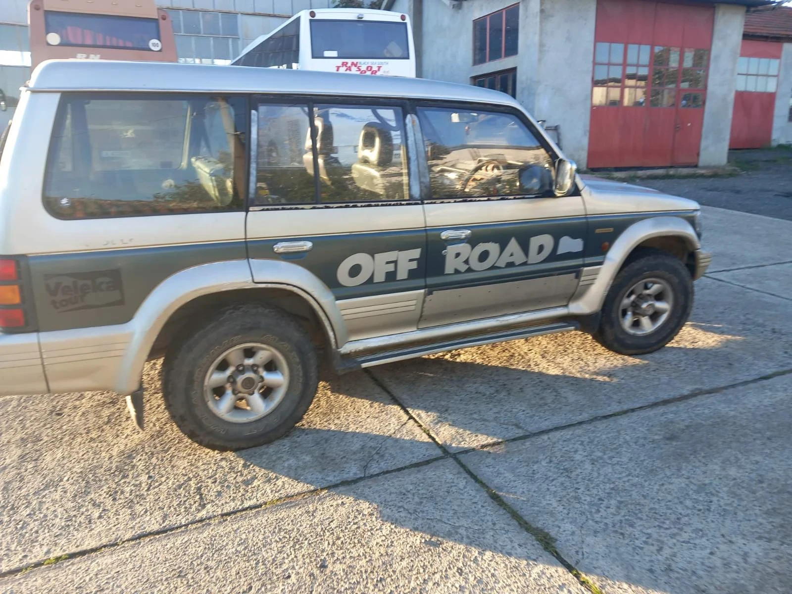 Mitsubishi Pajero Pajero 2, снимка 2 - Автомобили и джипове - 56659063