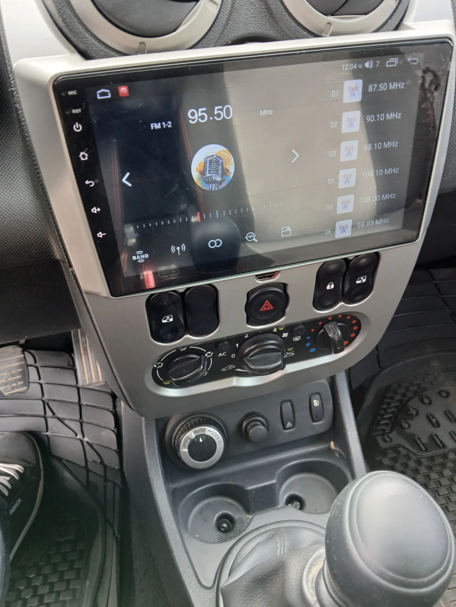 Dacia Duster, снимка 8 - Автомобили и джипове - 56702892