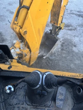 Багер JCB 4CX, снимка 5