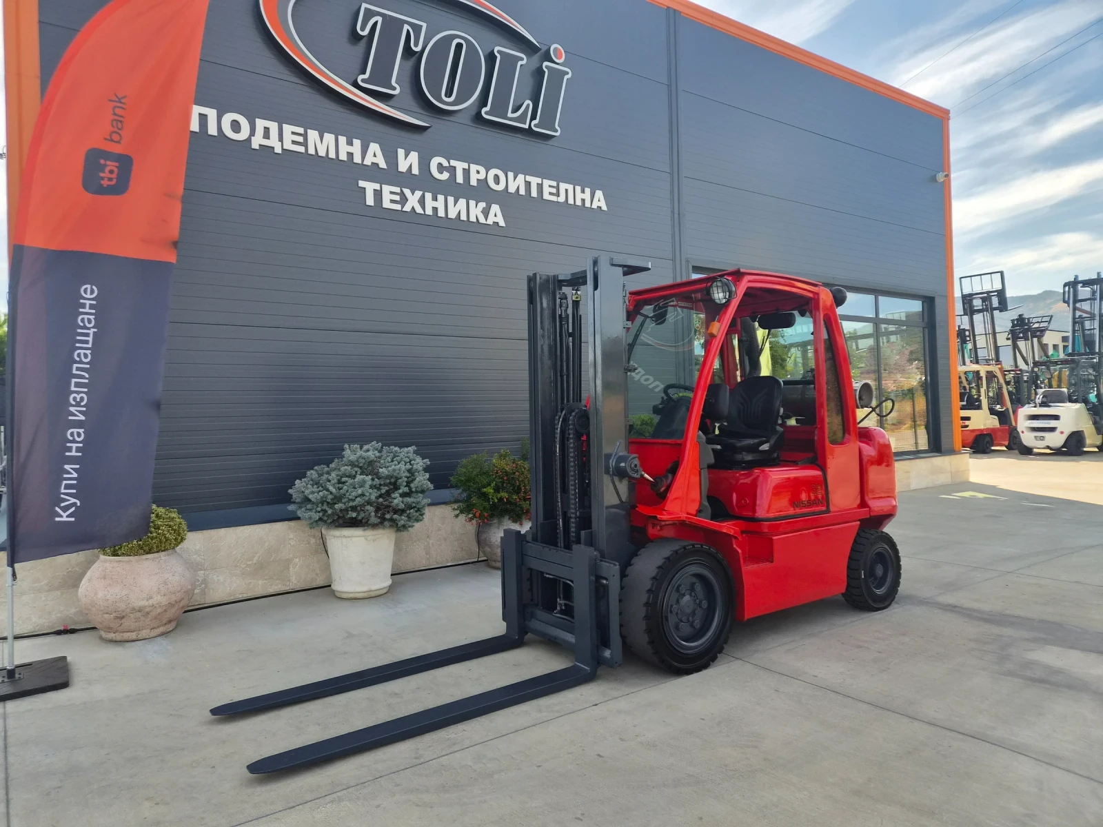 Мотокар Nissan 3.2 тона / ИЗРАВНИТЕЛ / ГАЗ / АВТОМАТ / ДЖОЙСТИК 