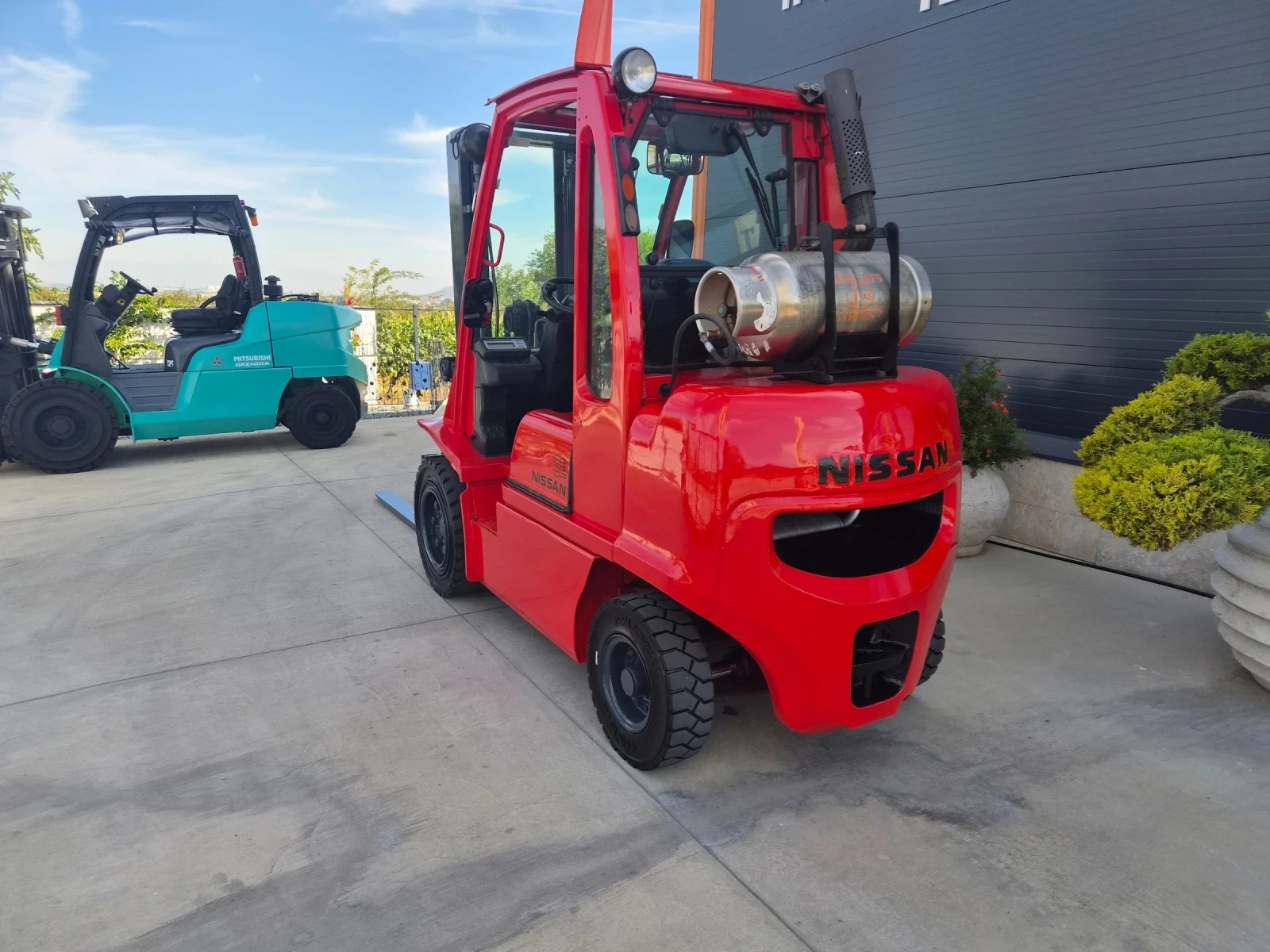 Мотокар Nissan 3.2 тона / ИЗРАВНИТЕЛ / ГАЗ / АВТОМАТ / ДЖОЙСТИК , снимка 3 - Индустриална техника - 51289266