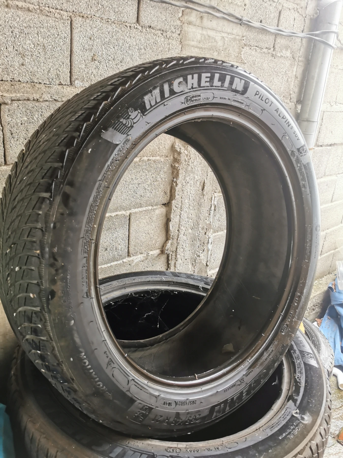 Гуми Зимни 265/45R21