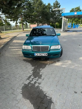 Mercedes-Benz C 200, снимка 10