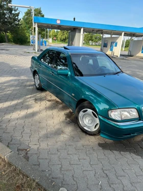 Mercedes-Benz C 200, снимка 1