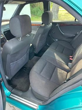 Mercedes-Benz C 200, снимка 3