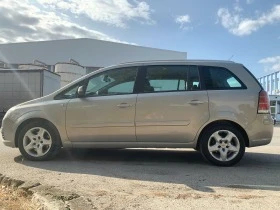 Opel Zafira купена от дилър в България, снимка 3