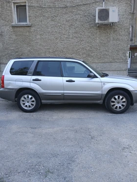 Subaru Forester, снимка 1