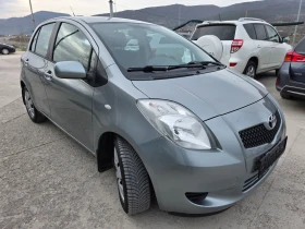 Toyota Yaris 1.3 Vvti Navi Климатик, снимка 3