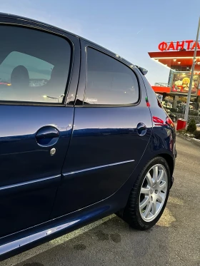 Обява за продажба на Peugeot 206 1.6i 90hp ~4 800 лв. - изображение 6