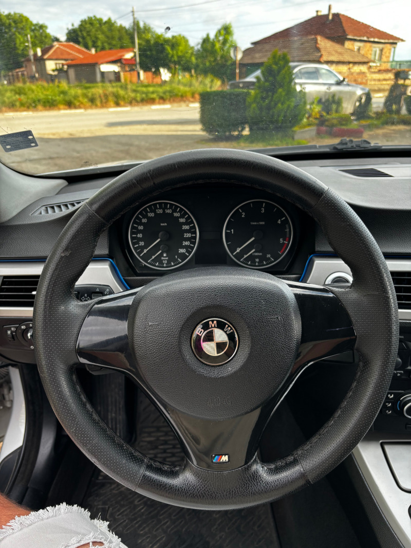BMW 318, снимка 9 - Автомобили и джипове - 45545247