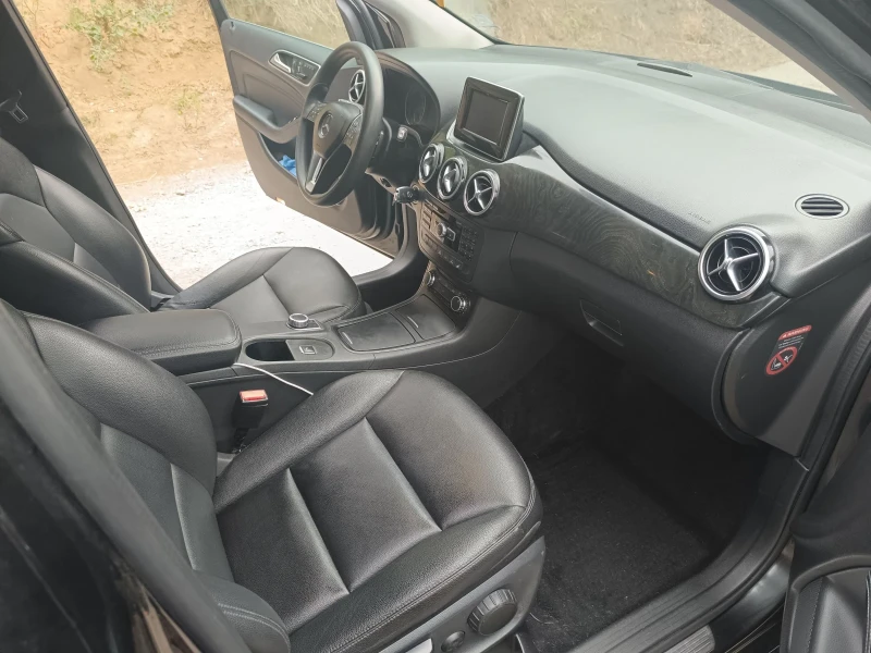 Mercedes-Benz B 200 Automatic 7G tronik, снимка 8 - Автомобили и джипове - 46945670