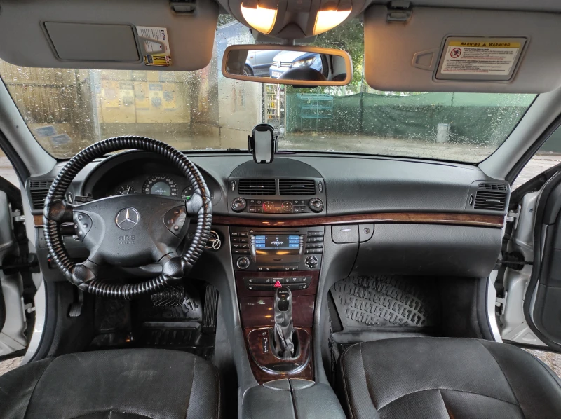 Mercedes-Benz E 200 2.0 ГАЗ, АВТОМАТ , снимка 8 - Автомобили и джипове - 47544740