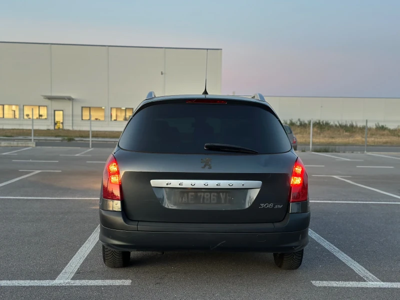 Peugeot 308 SW 1.6 HDi 90 кс Panorama , снимка 6 - Автомобили и джипове - 48022879