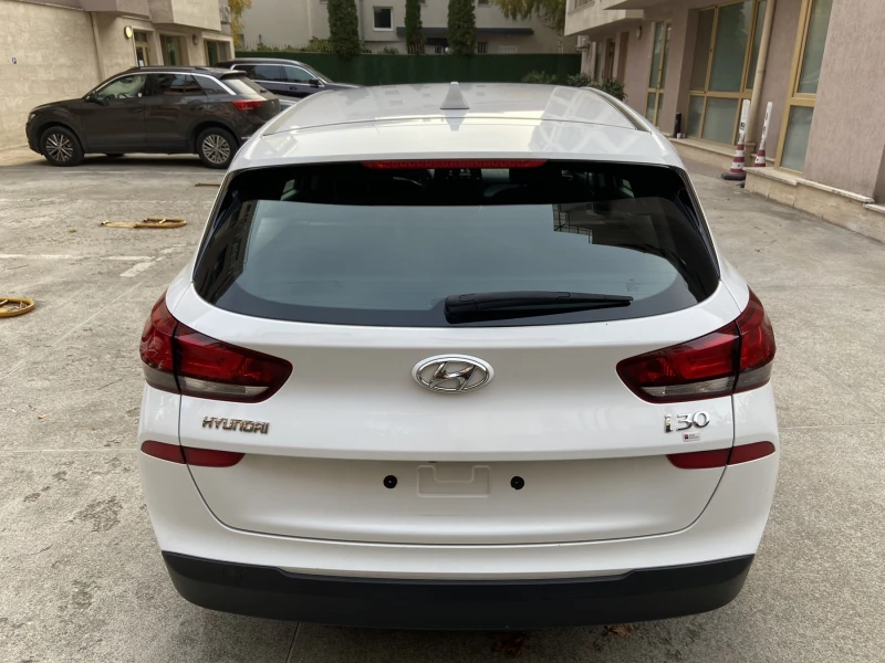 Hyundai I30 1.4 MPI LIFE, снимка 6 - Автомобили и джипове - 47763572