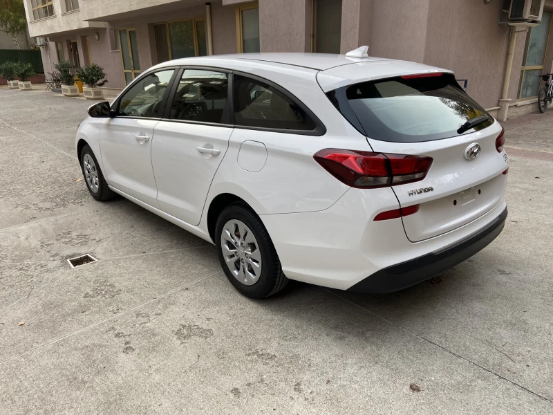 Hyundai I30 1.4 MPI LIFE, снимка 5 - Автомобили и джипове - 47763572