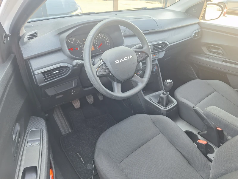 Dacia Sandero 65 к.с., снимка 8 - Автомобили и джипове - 49207103