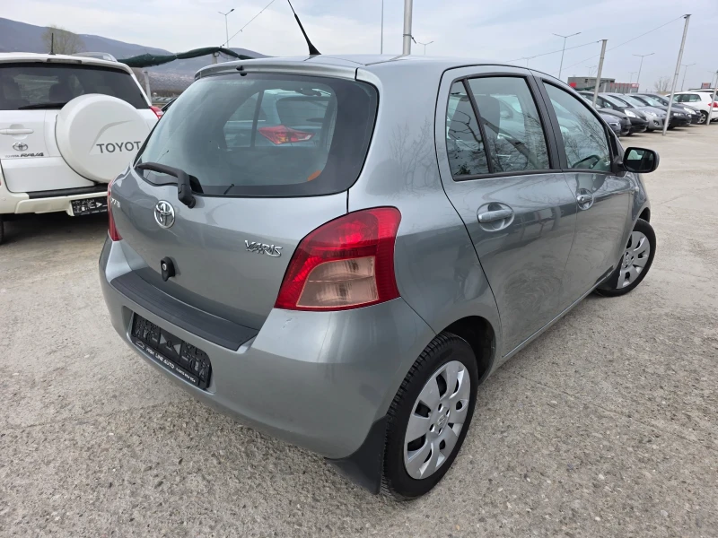 Toyota Yaris 1.3 Vvti Navi Климатик, снимка 4 - Автомобили и джипове - 49520602