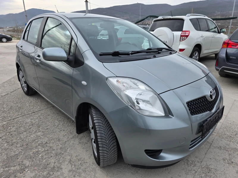 Toyota Yaris 1.3 Vvti Navi Климатик, снимка 3 - Автомобили и джипове - 49520602