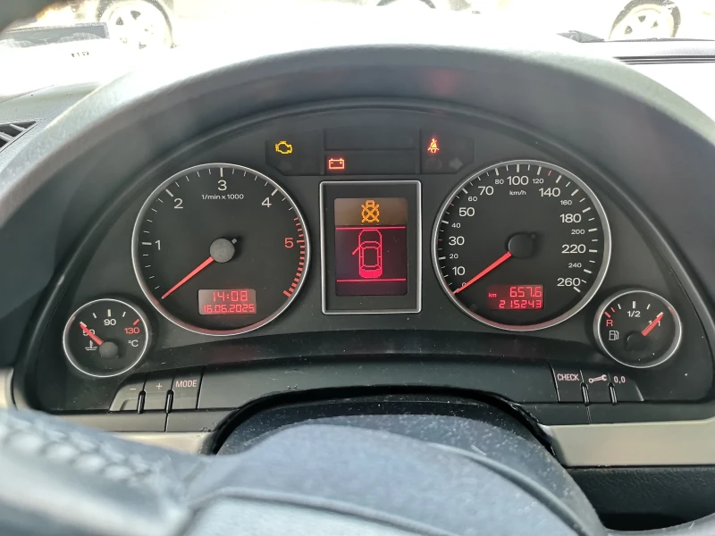 Audi A4, снимка 6 - Автомобили и джипове - 53003972