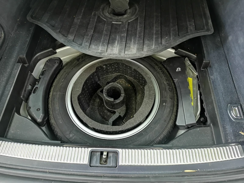 Audi A4, снимка 13 - Автомобили и джипове - 53003972