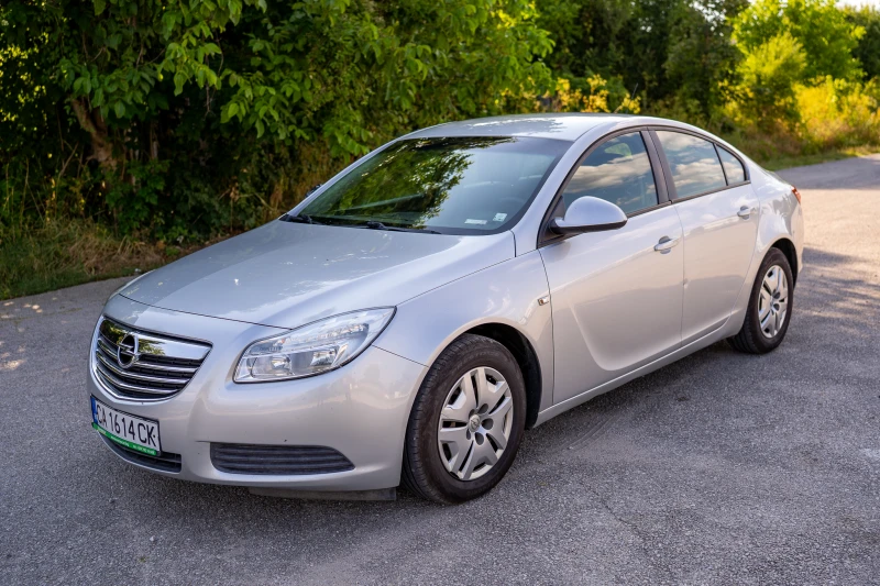 Opel Insignia 1.8 РЕАЛНИ КМ, снимка 14 - Автомобили и джипове - 52568244