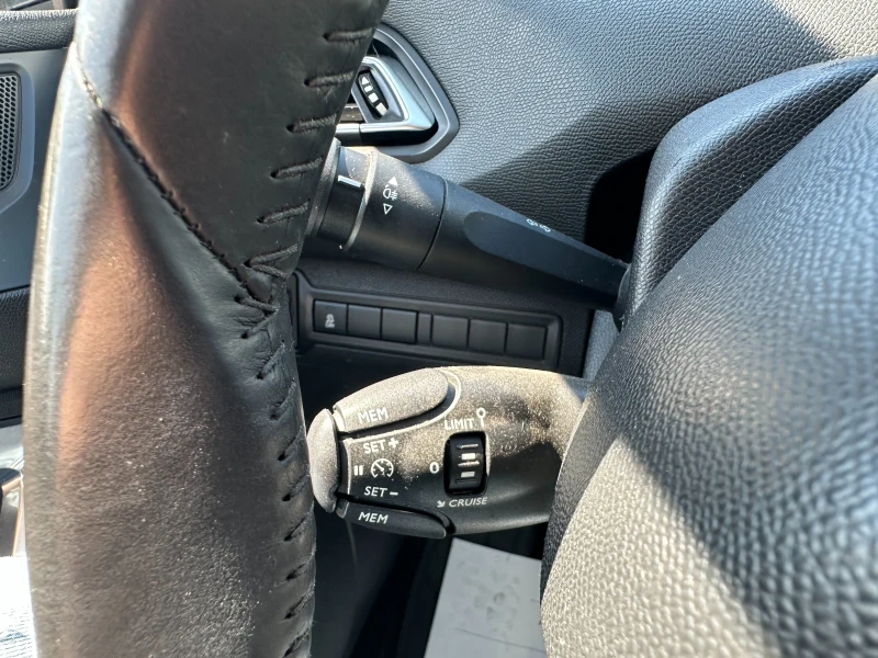 Peugeot 308 1.6d 92 к.с., снимка 14 - Автомобили и джипове - 51043300