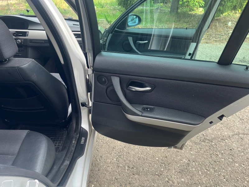 BMW 320 320, снимка 6 - Автомобили и джипове - 52634236