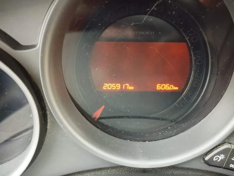 Citroen C4, снимка 2 - Автомобили и джипове - 52340499