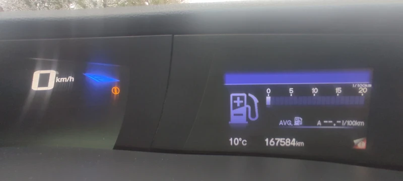 Honda Civic 1.6tdi, navi, 6ск., снимка 11 - Автомобили и джипове - 52543080