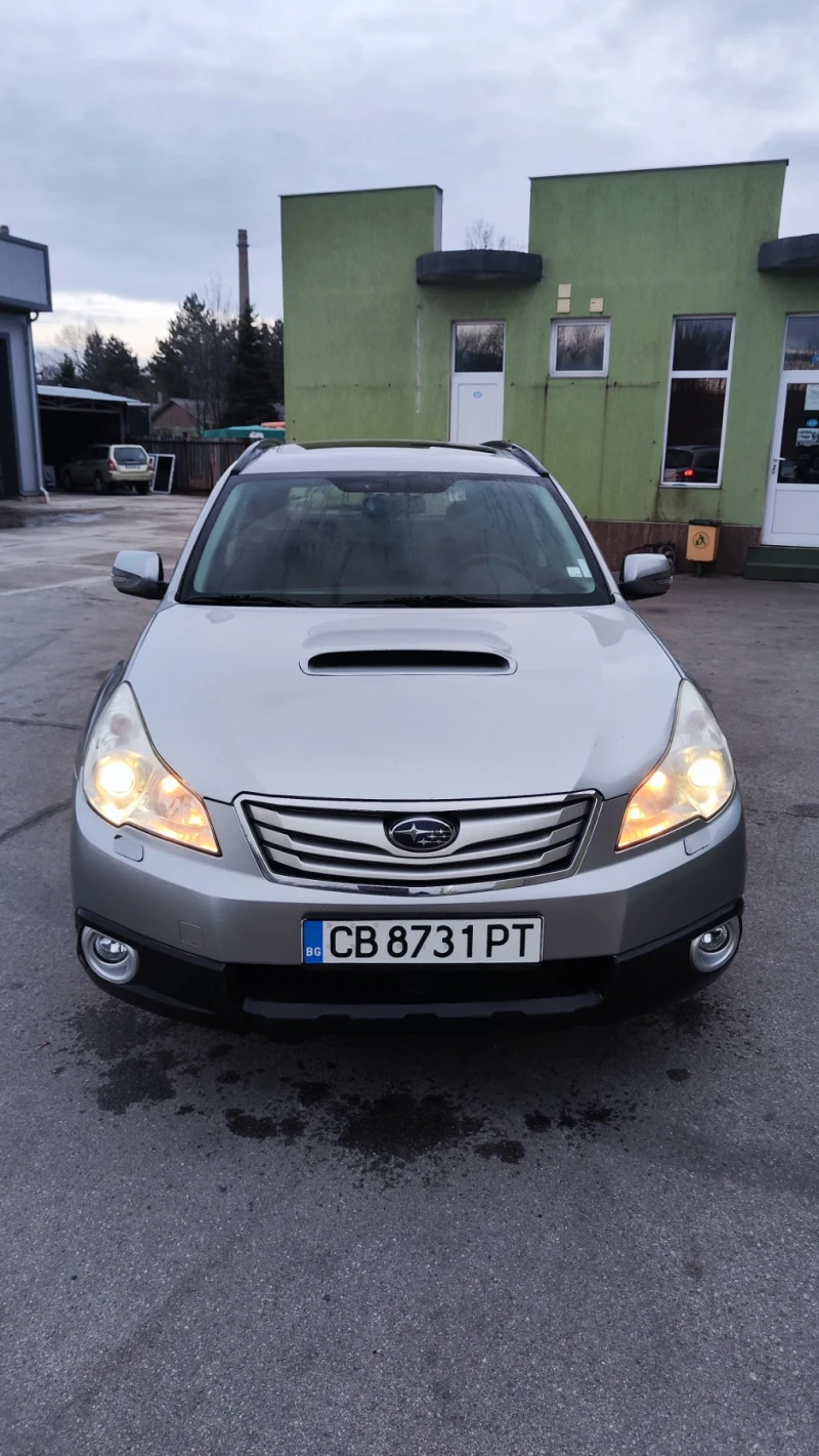 Subaru Outback 2, 5 автоматик газ, снимка 3 - Автомобили и джипове - 52867395