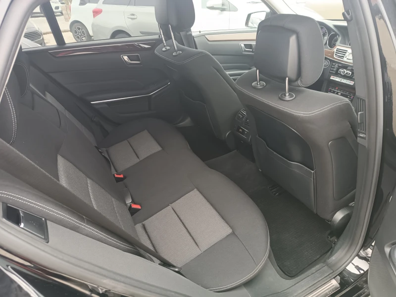 Mercedes-Benz E 350  4Matic/9 Gtronic/DISTRONIC/CAMERA/LED/PODGREV/PEC, снимка 8 - Автомобили и джипове - 53200807