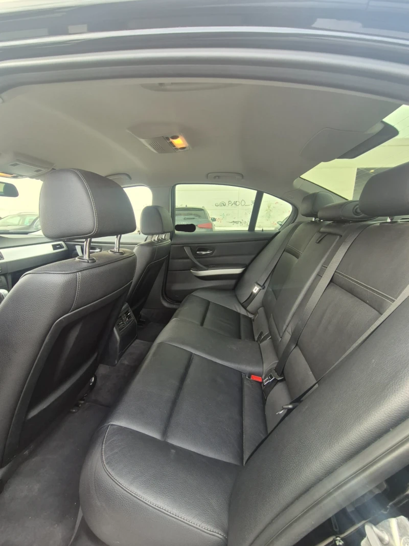 BMW 330 330i, снимка 14 - Автомобили и джипове - 53401410