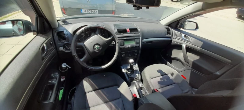 Skoda Octavia, снимка 3 - Автомобили и джипове - 53576017