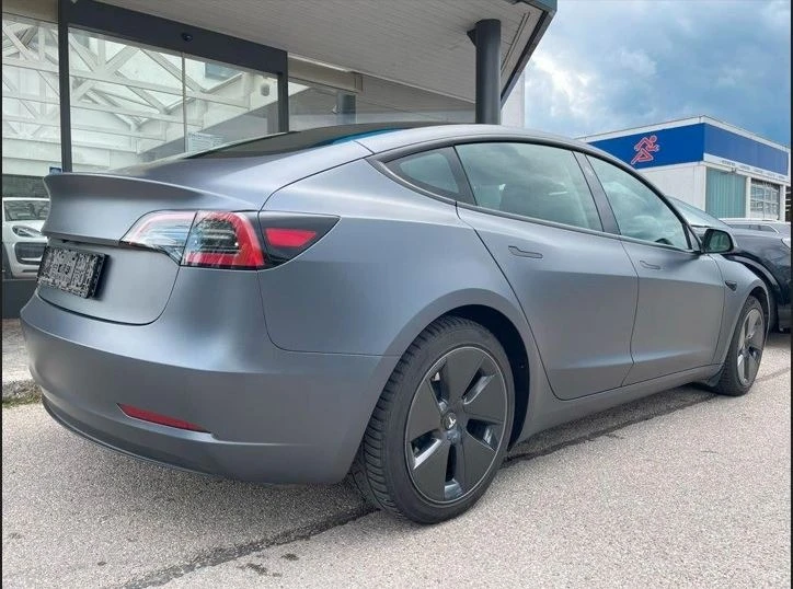 Tesla Model 3 MY22 Grey-Carbon, снимка 3 - Автомобили и джипове - 45823795