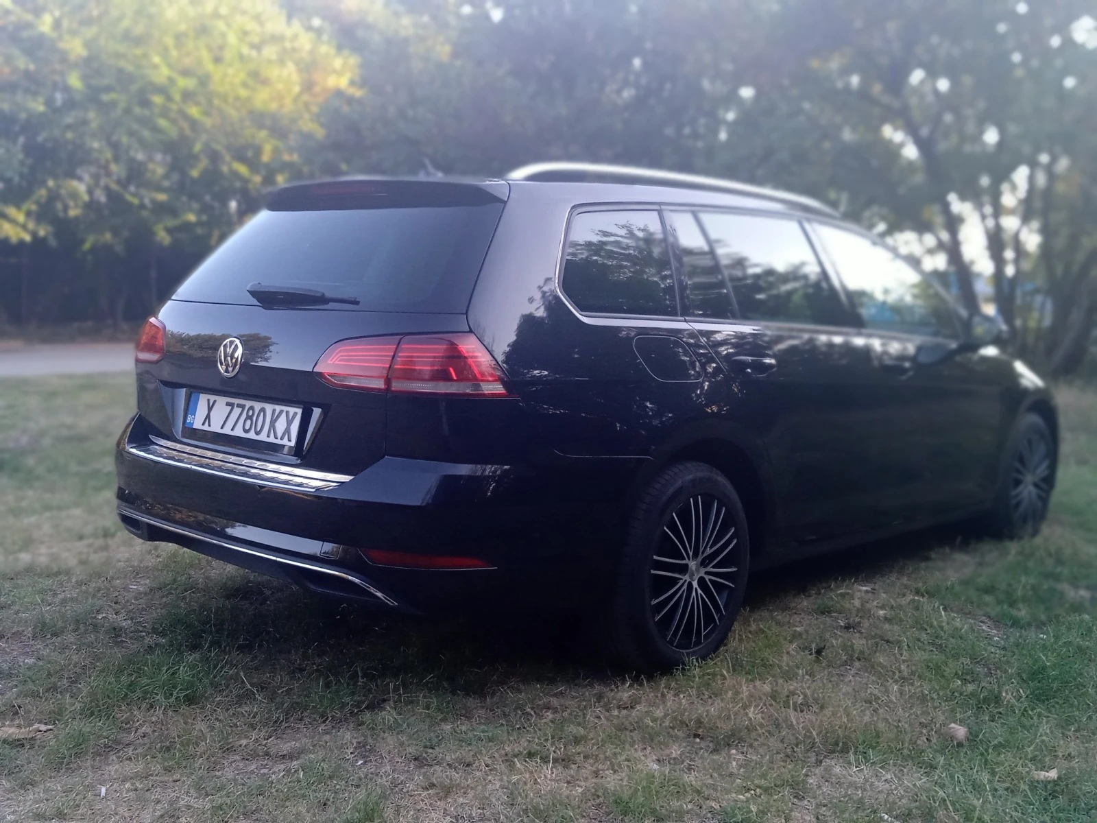 VW Golf Variant 1.6 TDI - изображение 2