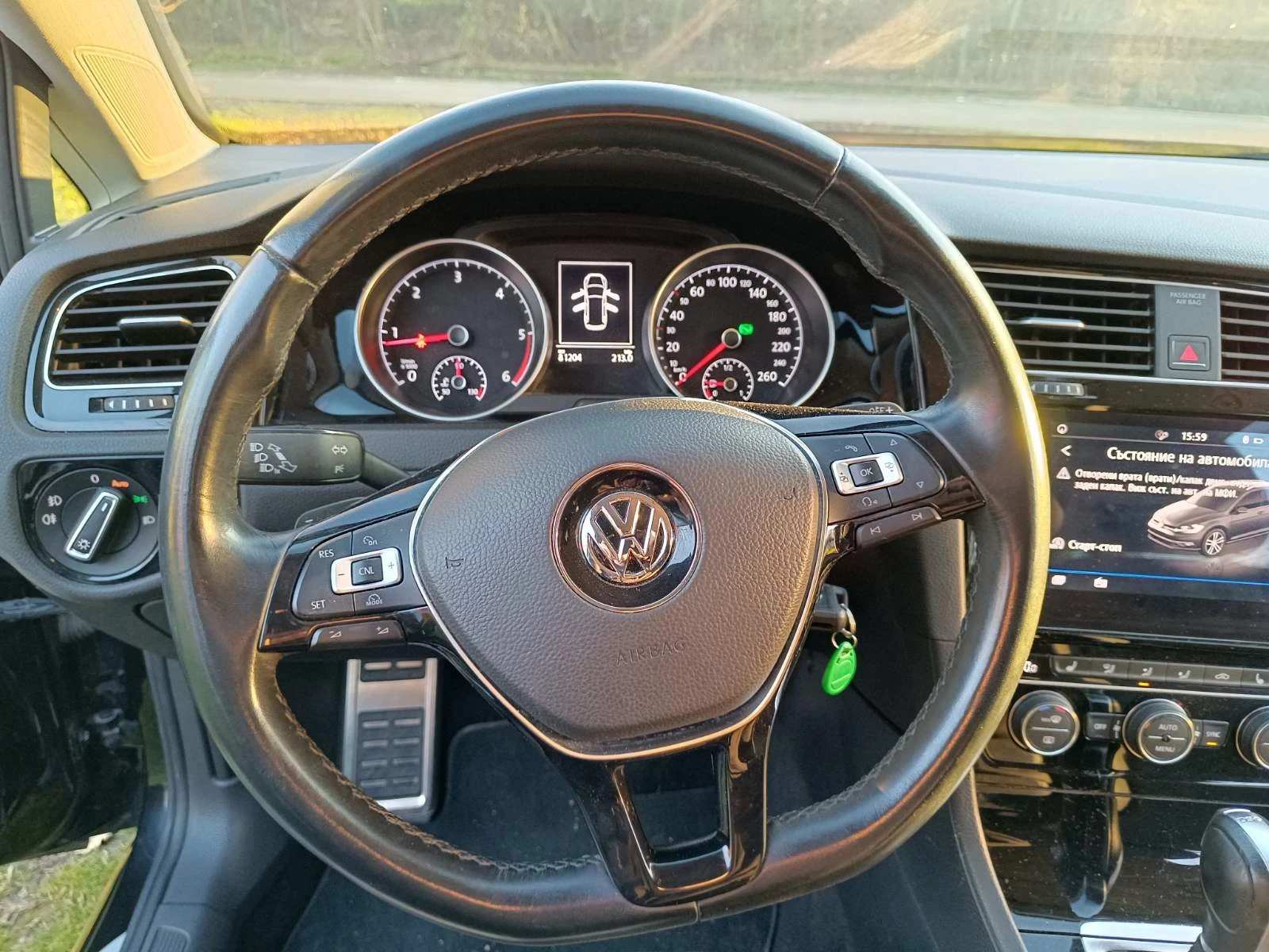 VW Golf 1.6 TDI - изображение 9