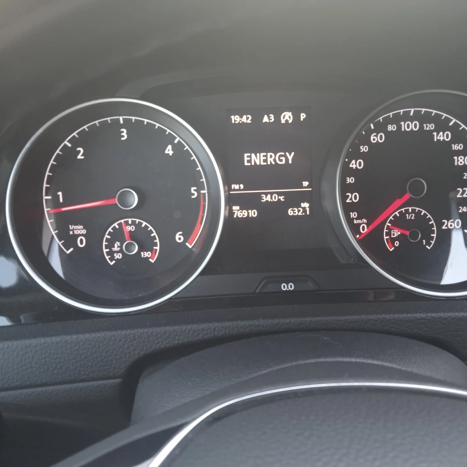 VW Golf 1.6 TDI | Mobile.bg   17