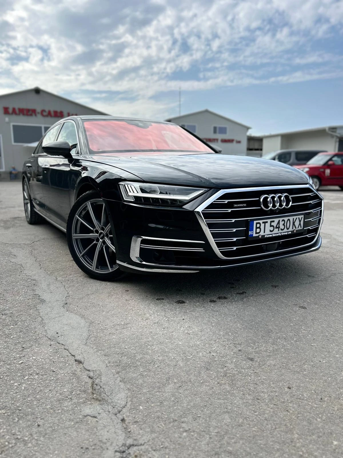 Audi A8 L - изображение 2