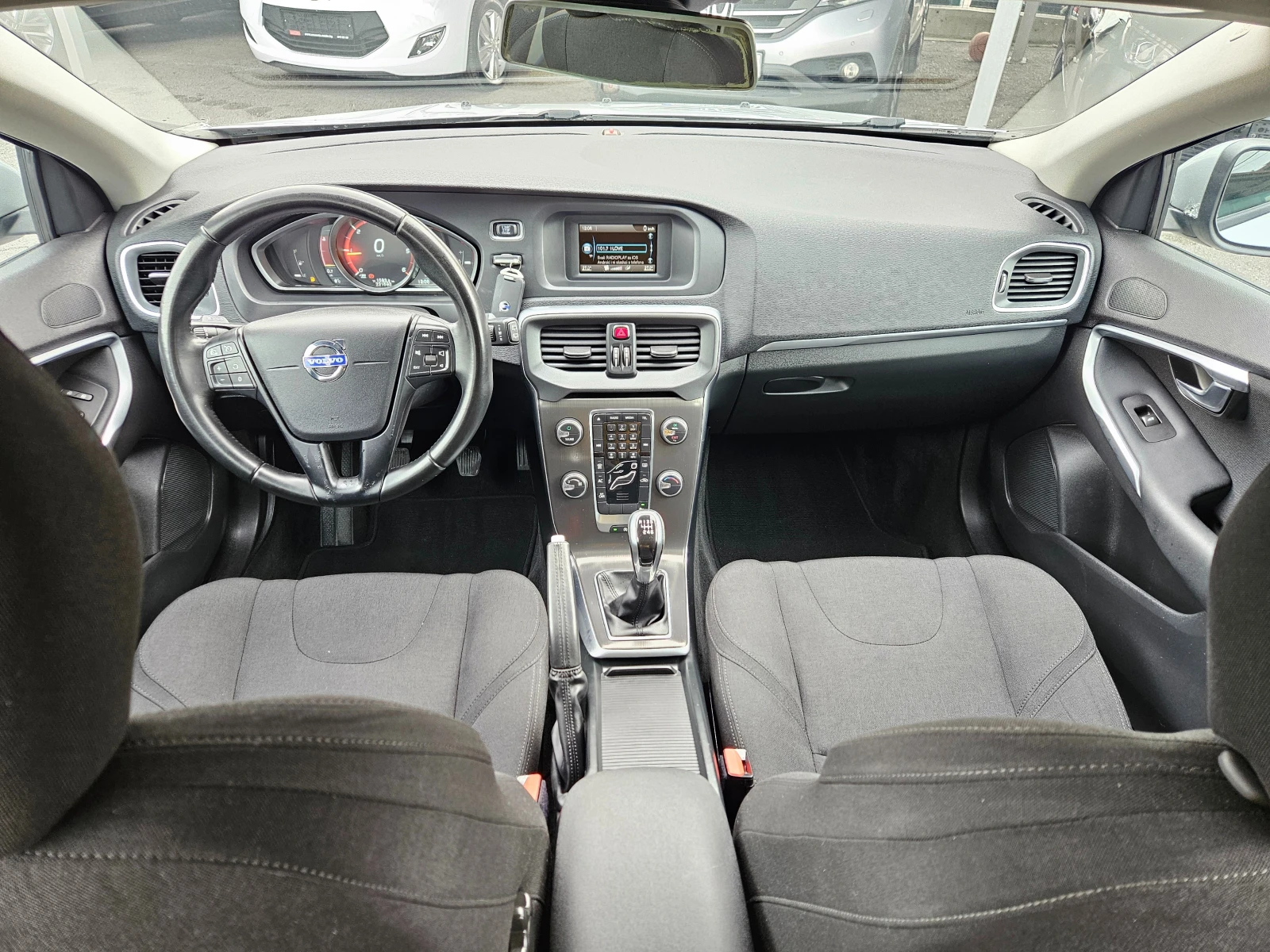 Volvo V40 1.6D/D2/114k.c/6ск/LED/ACC/БЛУТУТ/EURO 5B/ТОП - изображение 10