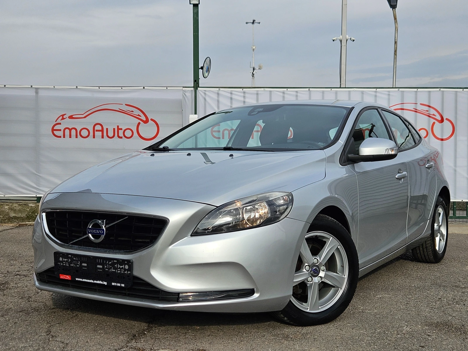 Volvo V40 1.6D/D2/114k.c/6ск/LED/ACC/БЛУТУТ/EURO 5B/ТОП - изображение 7