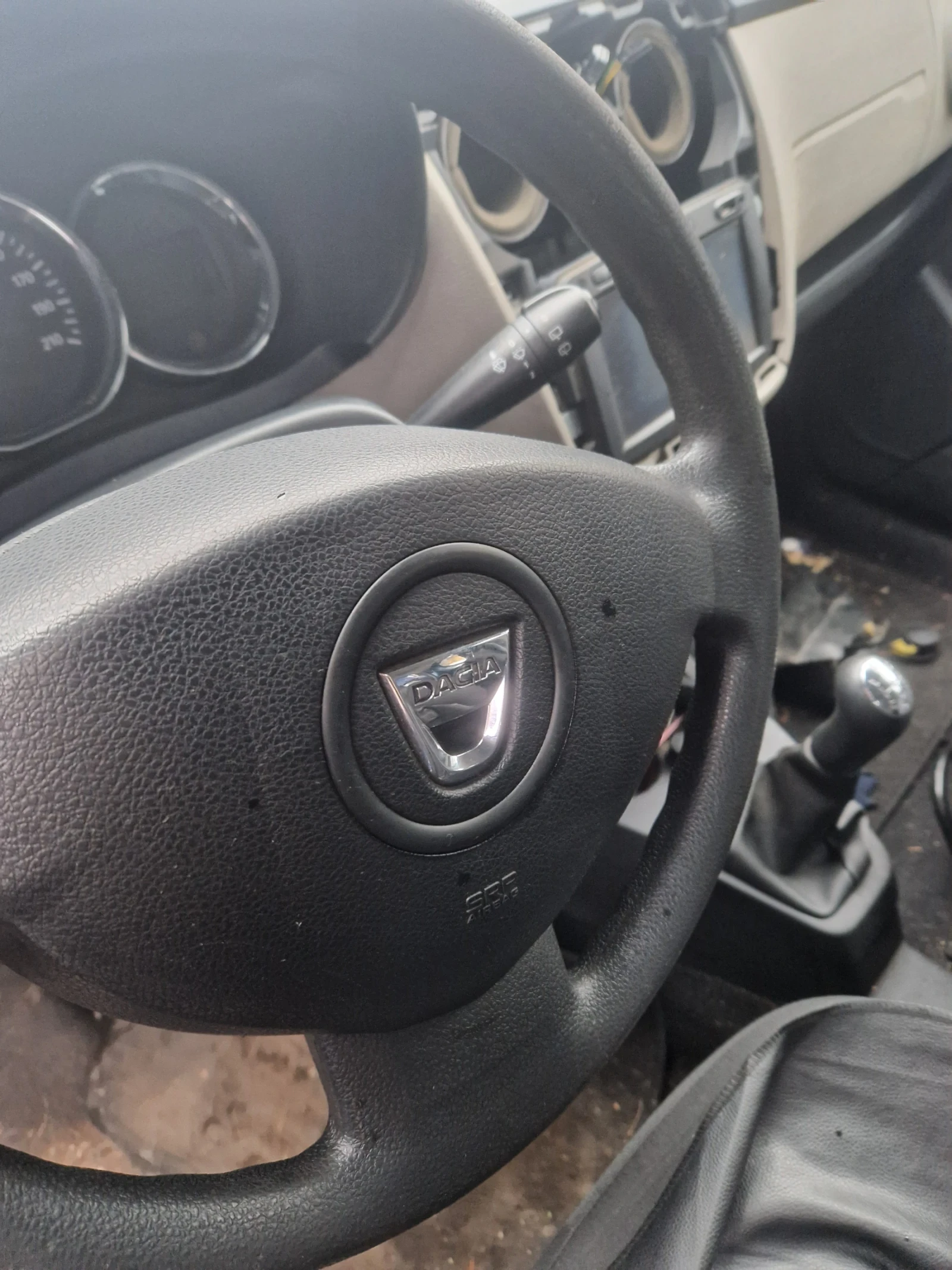 Dacia Dokker 1.5 дци - изображение 5