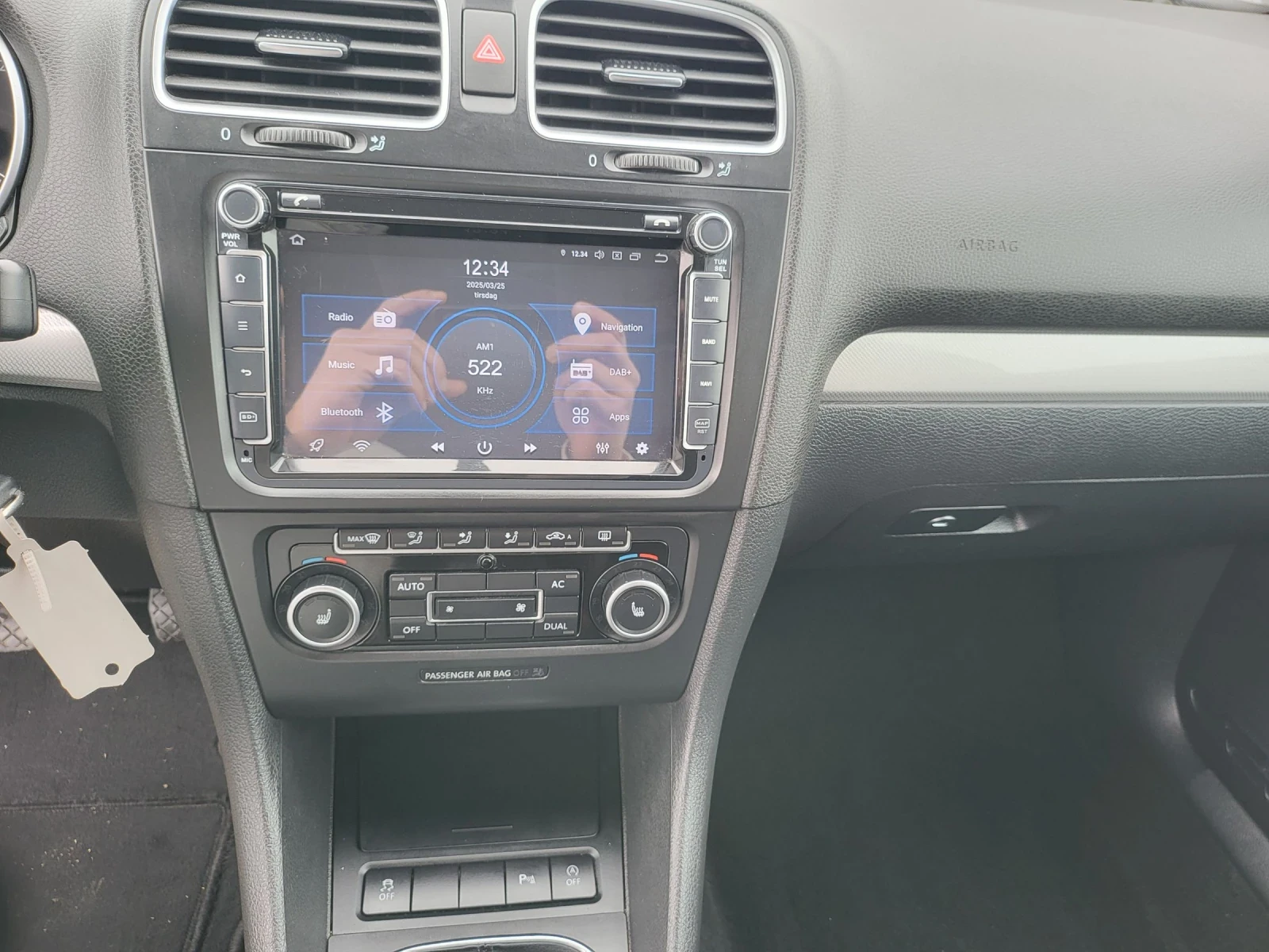 VW Golf 1.6 TDI MATCH - изображение 10